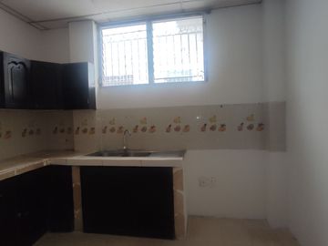 SE VENDE CASA CON 2 DEPARTAMENTOS EN LA SAIBA, SUR DE GUAYAAQUIL