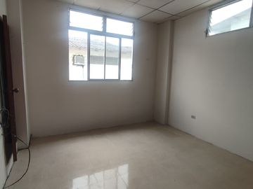 SE VENDE CASA CON 2 DEPARTAMENTOS EN LA SAIBA, SUR DE GUAYAAQUIL