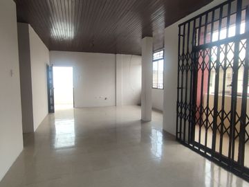 SE VENDE CASA CON 2 DEPARTAMENTOS EN LA SAIBA, SUR DE GUAYAAQUIL
