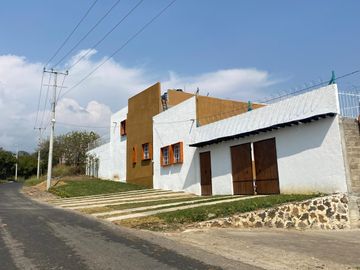 VENTA DE CASA TLAYACAPAN, CENTRO.