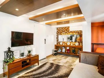 FORT VICTORIA TOWER  | 2 Bedroom Loft unit, 90.36Sqm,Fully Furnished, BGC