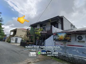 2-storey Semi-Furnished Boarding House in Baloi Kesehatan Across from BCS Mall