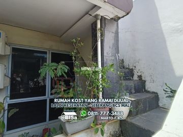 2-storey Semi-Furnished Boarding House in Baloi Kesehatan Across from BCS Mall