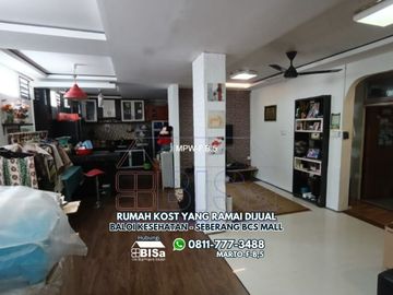 2-storey Semi-Furnished Boarding House in Baloi Kesehatan Across from BCS Mall