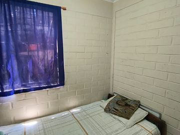 Vendo casa solida 3 D, metro H.el pino.