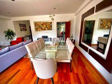 Ocasión!! VENTA DE MODERNO y AMPLIO DEPARTAMENTO EN SURCO CON DOS ESTACIONAMIENTOS