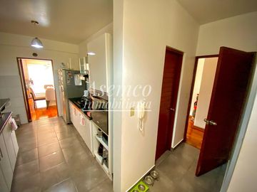 Ocasión!! VENTA DE MODERNO y AMPLIO DEPARTAMENTO EN SURCO CON DOS ESTACIONAMIENTOS
