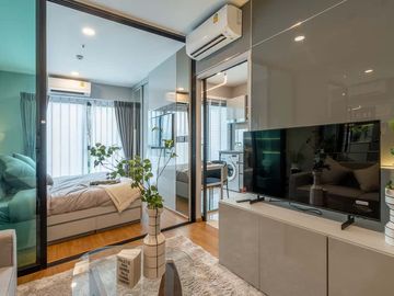 ARISE Charoenmuang Condo 1 Bedroom, 1 Bathroom, Conveniently located close to various amenities, such as Top Supermarket, Central Chiang Mai Airport