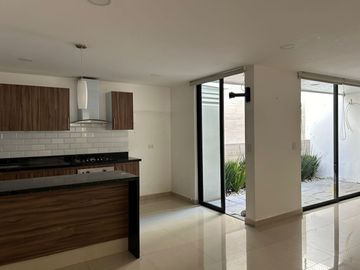 Casa en Santiago Momoxpan - La Carcaña