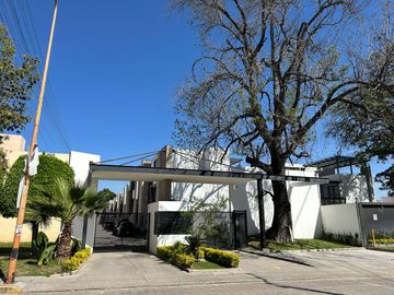 Casa en Santiago Momoxpan - La Carcaña