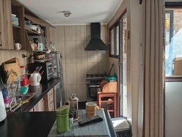 HERMOSA CASA ESQUINA CON LOCAL COMERCIAL EN QUINTA NORMAL