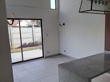 Hermosa Casa De 2 Pisos Quillota