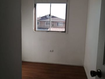 ¡Tu Hogar Ideal en Villa Alemana! Amplia Casa de 5 Dormitorios en Barrio Residencial, Precio Rebajado