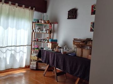 Paso Del Rey - Venta - Casa 4 Ambientes