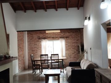 Paso Del Rey - Venta - Casa 4 Ambientes