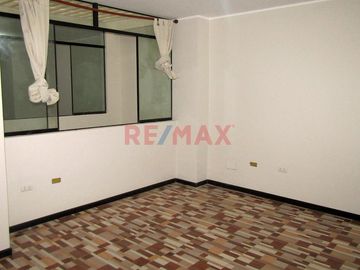 Oportunidad Para Cerrar Este Mes! Se Vende Amplio Departamento Con Las 3 B En Las Terrazas De Villa, Frente A Los Pantanos De Villa.