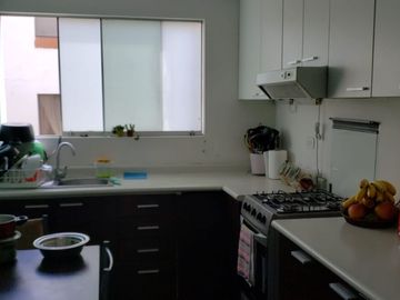 Vendo Casa en Calle San Luis cuadra 2, Urb. Centro Comercial Monterrico, Santiago de Surco