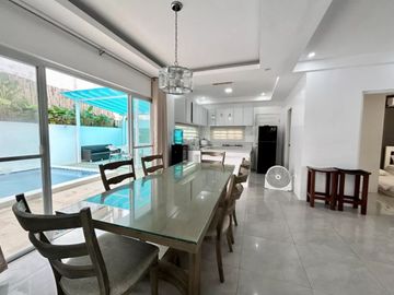 Tagaytay 4 Bedroom House and Lot For Sale with swimming pool