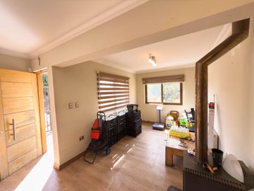 Casa fuera de condominio en Lomas san Sebastián