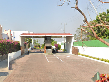 CASA DE RECUPERACIÓN BANCARIA EN CALLE CERRADA DE LOS CEDROS, COL. COLINAS DE SANTA FE, XOCHITEPEC, MORELOS. ¡NO SE ACEPTAN CRÉDITOS!