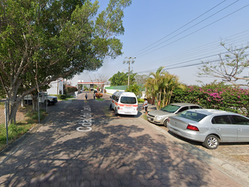 CASA DE RECUPERACIÓN BANCARIA EN CALLE CERRADA DE LOS CEDROS, COL. COLINAS DE SANTA FE, XOCHITEPEC, MORELOS. ¡NO SE ACEPTAN CRÉDITOS!