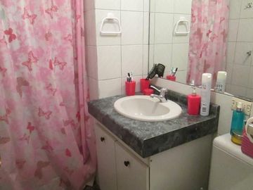 ACOGEDORA CASA EN QUILPUE A PASOS DEL CENTRO 4 DORM 2 BAÑOS