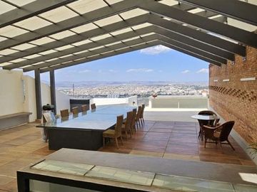 Casa en Venta, Fracc. Bosques, Morelia, Mich.