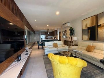 PENTHOUSE DE LUJO DE VENTA EN VELAMAR FRENTE A PLAYA!!!