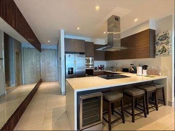 PENTHOUSE DE LUJO DE VENTA EN VELAMAR FRENTE A PLAYA!!!