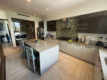 Departamento de lujo en Ave. Chairel Torre 514