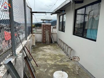 Venta de casa con terreno en Otavalo sector Fuente de Punyaro