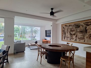 VENTA DE DEPARTAMENTO EN PLANTA BAJA