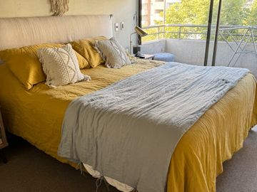Se vende departamento 3 dormitorios, 3 baños, bodega y estacionamiento edificio full