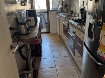 Se vende departamento 3 dormitorios, 3 baños, bodega y estacionamiento edificio full