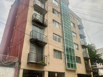 DEPARTAMENTO EN SEGUNDO NIVEL EN COLONIA SAN SIMÓN TICUMAC, ALCALDÍA BENITO JUÁREZ, CDMX