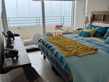 Se vende por viaje departamento 2 d, 2 baños, edifico full