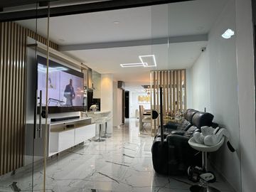 Venta Hermosa Casa Amoblada en Altos de Guadalupe, Cali