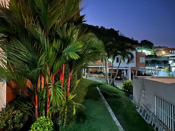 Venta Hermosa Casa Amoblada en Altos de Guadalupe, Cali