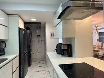 Venta Hermosa Casa Amoblada en Altos de Guadalupe, Cali