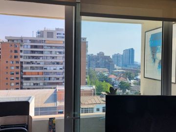 Se vende por traslado departamento 1 d, estacionamiento, edificio full