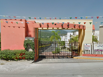 CASA EN VENTA EN COL. RANCHO LA FLOR, XOCHITEPEC, MORELOS