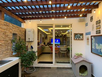 VENDO CASA URBANIZACIÓN TANDA NAYÓN QUITO