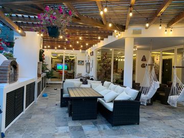 VENDO CASA URBANIZACIÓN TANDA NAYÓN QUITO