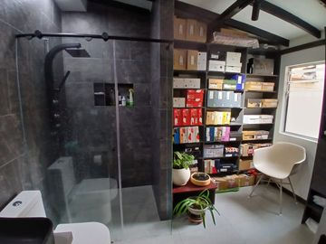 Venta hermosa Casa Barrio Machado, Copacabana Antioquia.