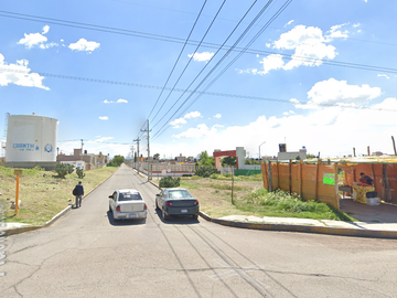 GRAN OPORTUNIDAD DE PROPIEDAD EN CALLE RESIDENCIAL