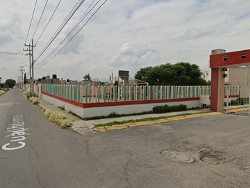 GRAN OPORTUNIDAD DE PROPIEDAD EN CALLE RESIDENCIAL