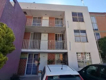 SE VENDE DEPARTAMENTO EN 2DO PISO EN FRACC LOS CIRUELOS, HUEJOTZINGO PUEBLA