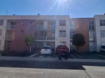 SE VENDE DEPARTAMENTO EN 2DO PISO EN FRACC LOS CIRUELOS, HUEJOTZINGO PUEBLA