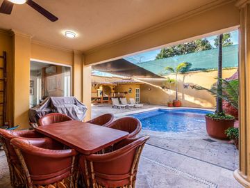 Villa en venta en Las Gaviotas, Puerto Vallarta.