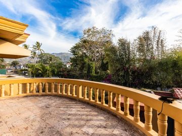 Villa en venta en Las Gaviotas, Puerto Vallarta.